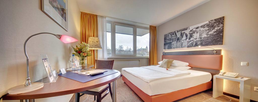 Best Western Hotel Вецлар Екстериор снимка